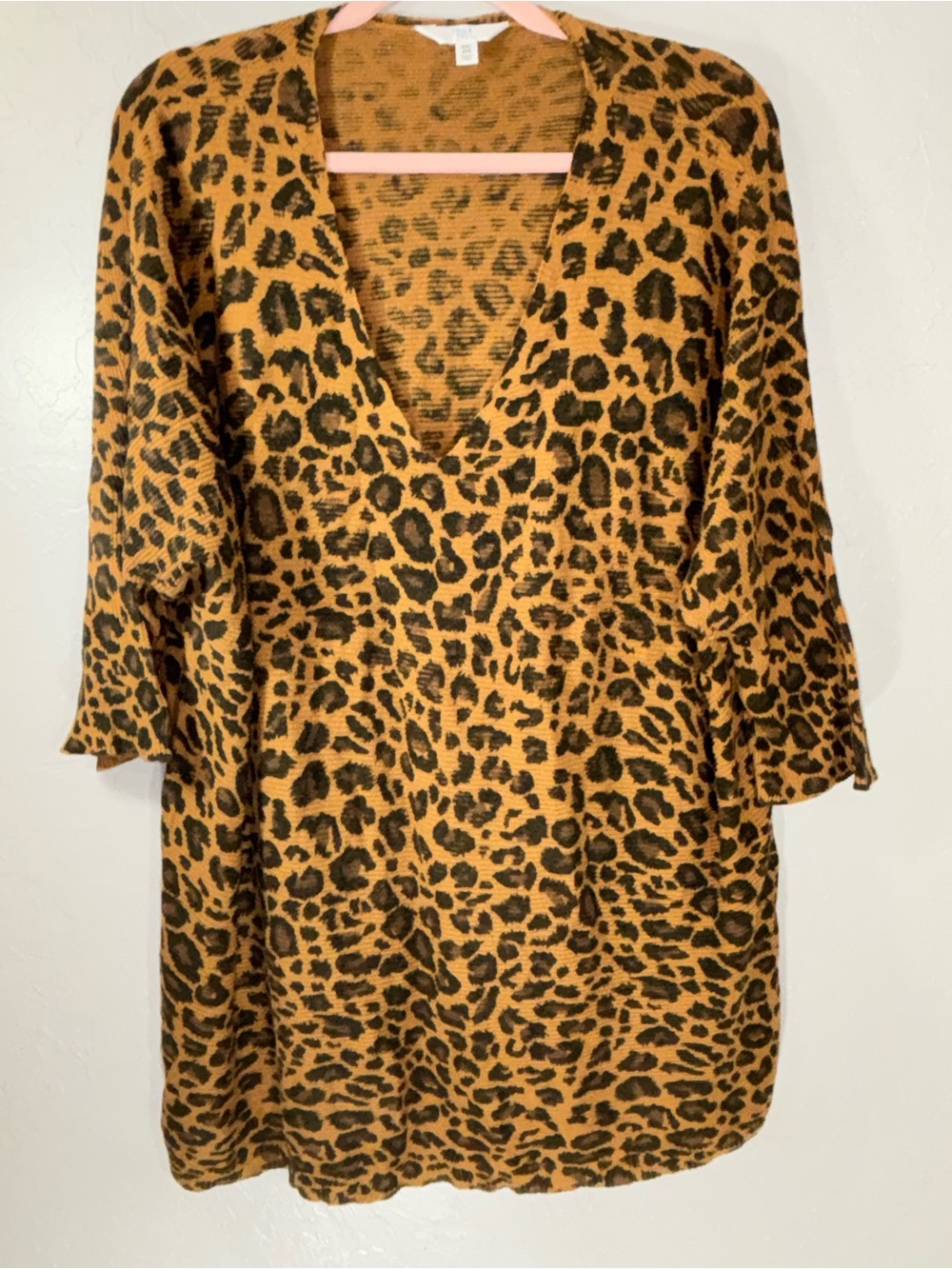 Time and Tru Leopard Print V-Neck Tunic Sweater in Brown and Black - Picture 10 of 12